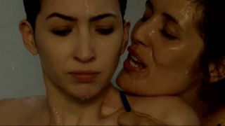 Butt Sex SofIa Gala Castiglione, Iride Mockert nude - El Tigre Verón s01e02 (2019) Indo - 1