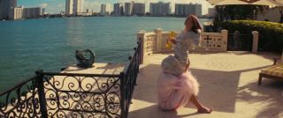 ToonSex Isla Fisher nude - The Beach Bum (2019) Stepdad - 1