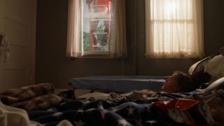 Bubblebutt TV show nude scene | Emmy Rossum, Arden Myrin, Ruby Modine - Shameless S07 E05 (2016) Big Black Dick - 1