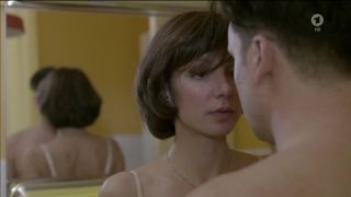 Porndig Sex Scene of Movies | Julia Koschitz, Lena Lauzemis nude - Unsichtbare Jahre (2015) HellXX - 1