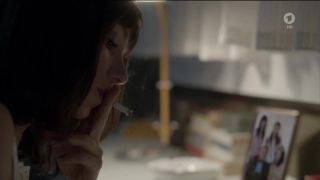 Tube77 Sex Scene of Movies | Julia Koschitz, Lena Lauzemis nude - Unsichtbare Jahre (2015) FreeInterracialTo... - 1