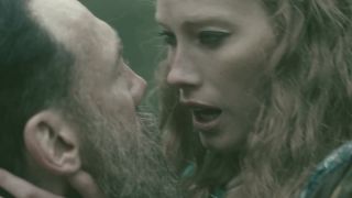 Hole Celebs sex scene TV show | Alyssa Sutherland - Vikings S4 (2016) Celebrities - 1