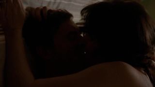 Chilena Amanda Peet, Melanie Lynskey ‘Togetherness S2E2 (2016)’ HD 720 (Sex, Tits) Sex Massage - 1