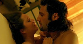 Blowjob Sex video Marion Cotillard nude -  Love Me if You Dare (2003) Wank - 1