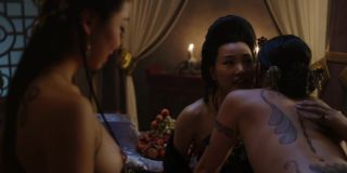 Ball Sucking Olivia Cheng naked, Leifennie Ang naked – Marco Polo s01e06 (2014) Bangkok - 1