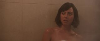Boquete Sugar Lyn Beard nude, Aubrey Plaza naked, Anna Kendrick and Alice Wetterlund - Mike & Dave Need Wedding Dates (2016) Striptease - 1