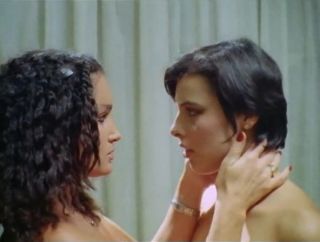 Model Guia Lauri, Annj Goren - Dolce Calda Lisa (1980) Gay Cumshots - 1
