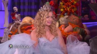 Vagina Hot scene Beth Behrs Sexy - The Wickedly Fun - The Ellen DeGeneres Show 2016 Asstomouth - 1