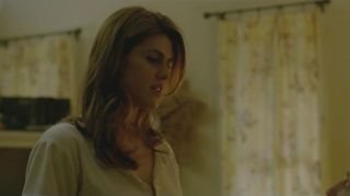Highschool Sexy babe Lili Simmons does dirty things in TV show sex scenes from True Detective Twinkstudios - 1