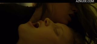 Women Sucking Celebs video of two hot girlfriends Avigail Kovari nude and Moran Rosenblatt nude Outdoor - 1