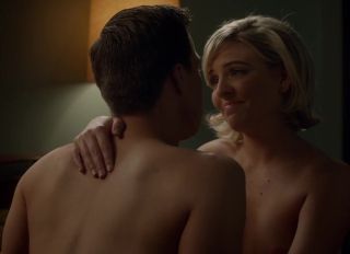 Spoon Helene Yorke spends time together with man in TV series Masters of Sex: S03 E07 (2015) Mamadas - 1