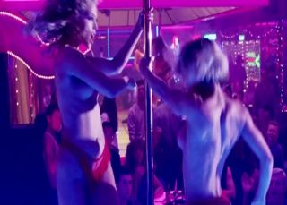Anime Strippers Elizabeth Berkley and Gina Gershon excite men and chicks in Showgirls (1995) Extreme - 1