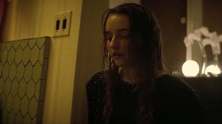 Hooker Sex moment of Kaitlyn Dever nude and Diana Silvers nude kissing and getting naked Youth Porn - 1
