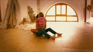 Panty Michelle Williams nude - Take This Waltz (2011) Bigbutt - 1