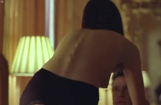 GotPorn Amanda Ryan Nude - The Hunger (1997) PervClips - 1