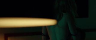 Gay Eliza Taylor Nude - The November Man (2014) Sexy Girl - 1