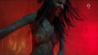 Infiel Michela Ferrazza Nude - Der Urbino-Krimi - Die Tote im Palazzo (2016) Femdom Porn - 1