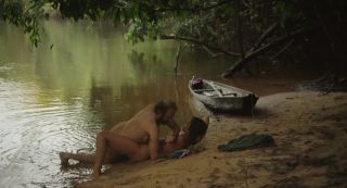 Jap Vimala Pons Nude - La loi de la jungle (2016) Oral Porn - 1
