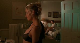Curvy Elisabeth Shue Sexy - The Trigger Effect (1996) Milk - 1