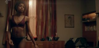xPee Simona Brown Nude - Kiss Me First s01e03 (2018) Reverse - 1