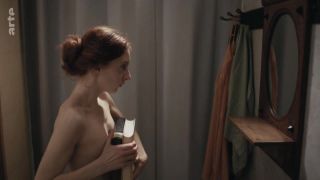 Lesbian Porn Roxane Duran nude - Krieg der Traume s01e05 (2018) Sesso - 1